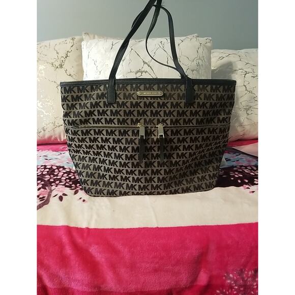 Michael Kors Kempton Large Black and Beige Logo tote bag l - Picture 1 of 5